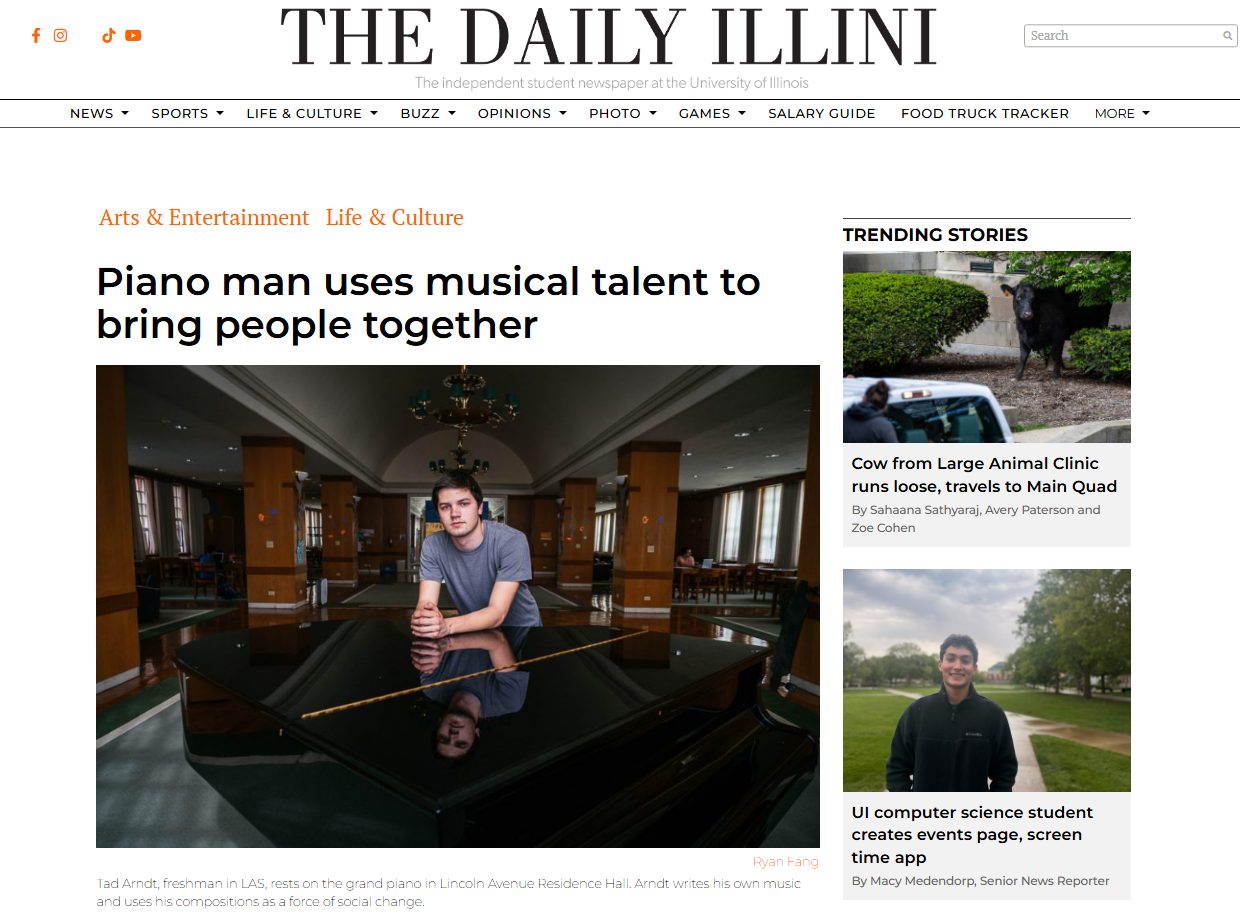 Daily Illini article screenshot featuring Thaddeus Arndt playing piano around campus